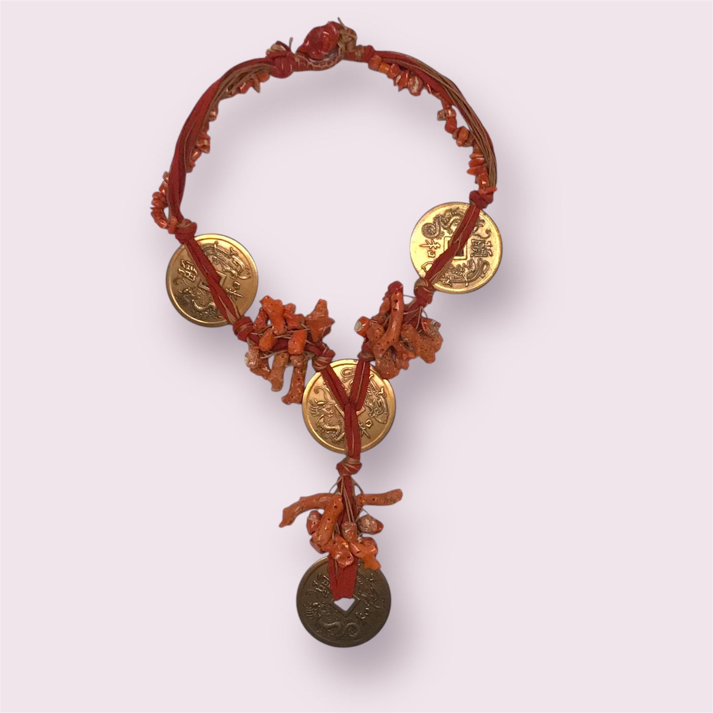 Collana "Choralie" in corallo e monete